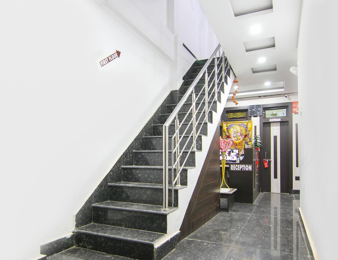 Oyo 12446 Shree Sai Guest House Prayagraj Exterior foto